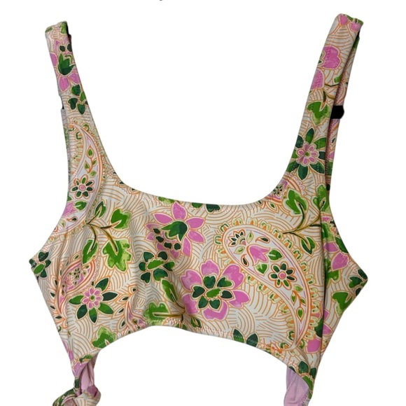 Aerie Women's One Piece Swimsuit with Cut Outs- Medium - Picture 5 of 10